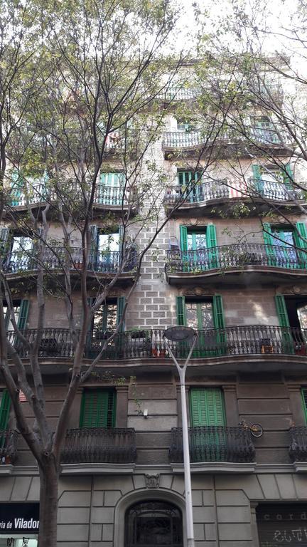 Aparteasy - Authentic Family Apartment Barcelona Ngoại thất bức ảnh